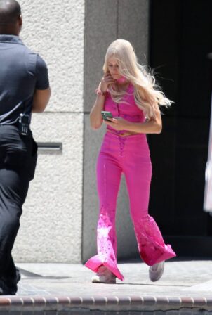 Margot Robbie - Heads to the Barbie set in Los Angeles