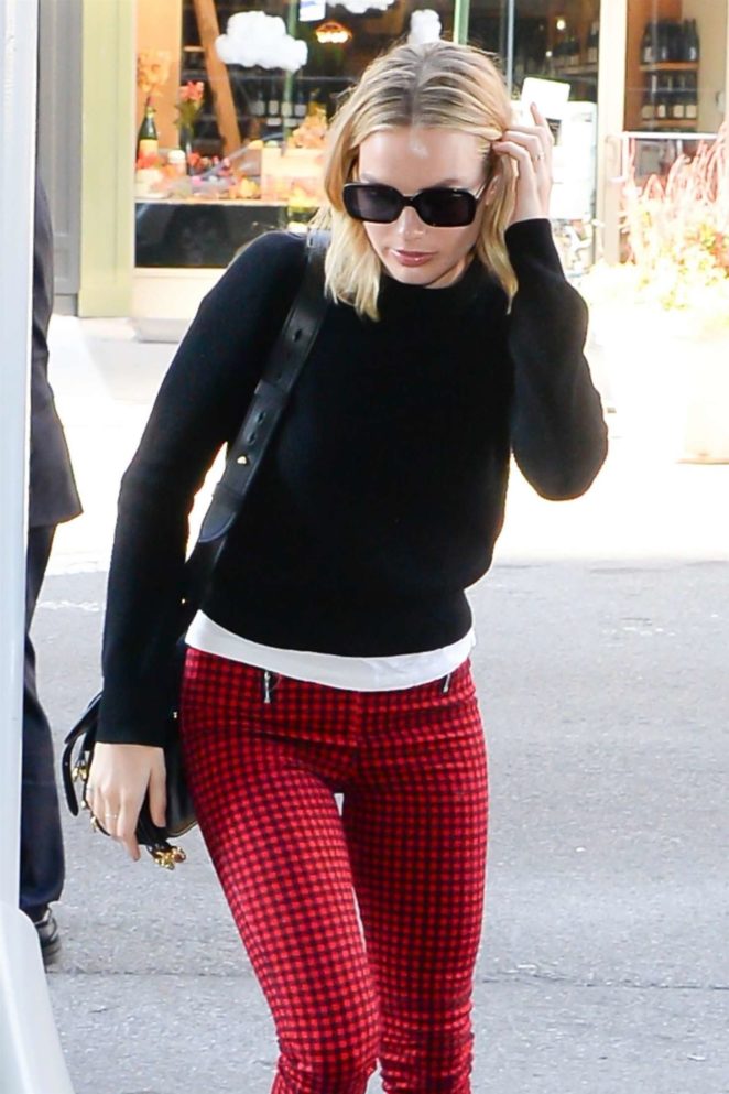 Margot Robbie in Red Pants - Out and about in New York City