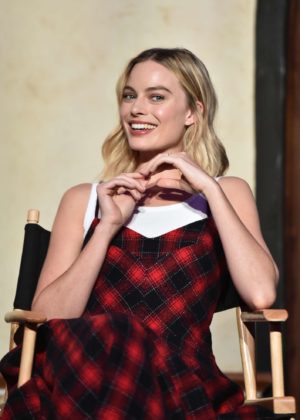 Margot Robbie - 'Indie Contenders Roundtable' at AFI FEST 2017 in Hollywood