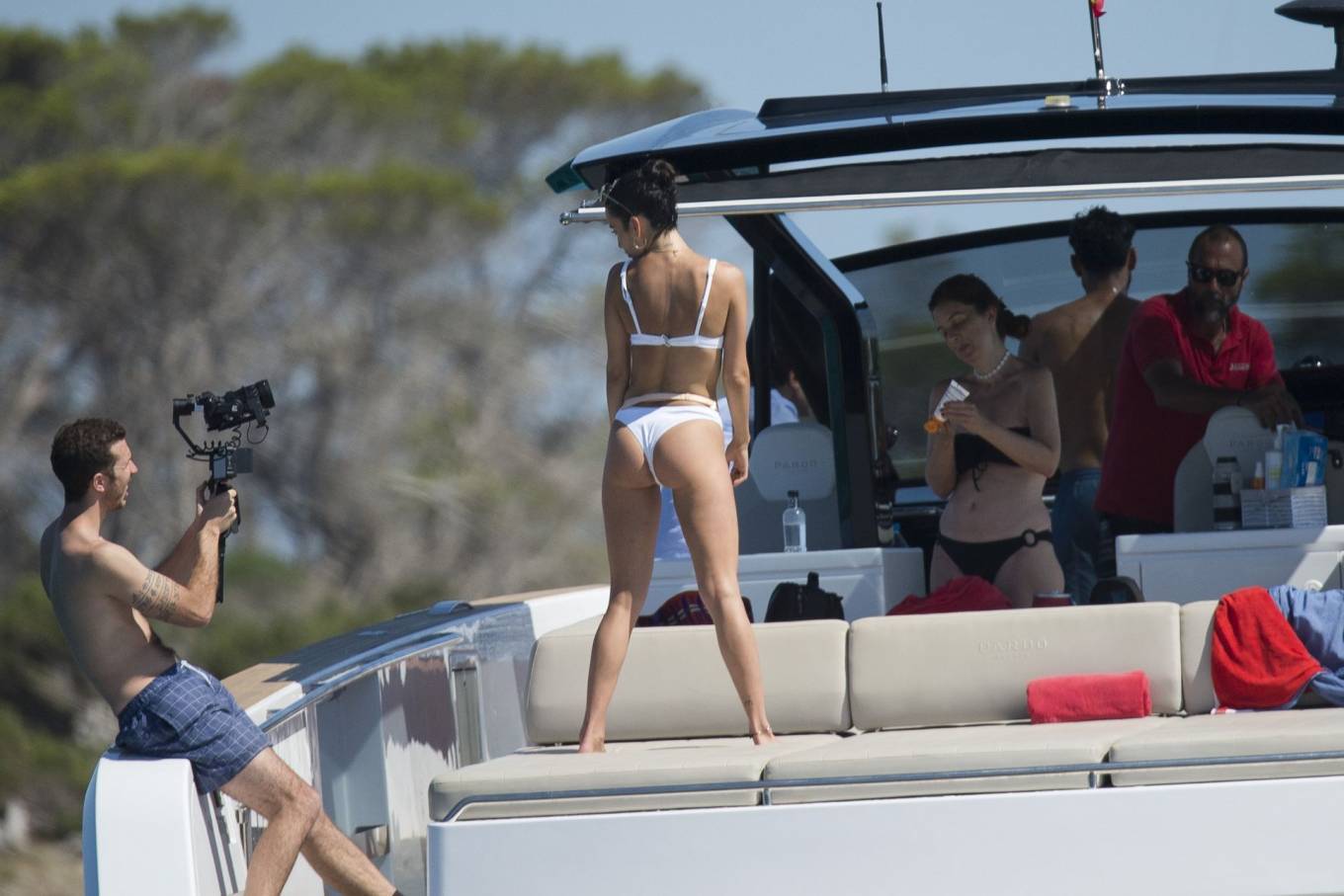 Maria Pedraza 2020 : Maria Pedraza - In a white bikini on a yacht in Formen...