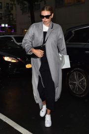Maria Sharapova - Arriving to her hotel in New York