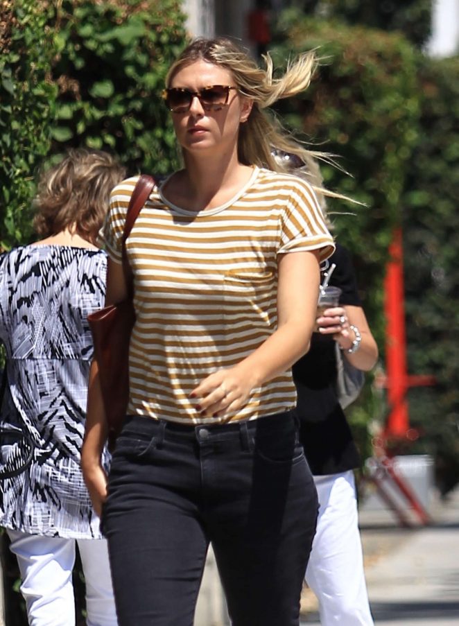 Maria Sharapova out in Los Angeles