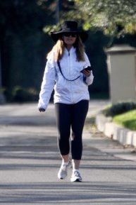 Maria Shriver - Goes out for a walk in Brentwood