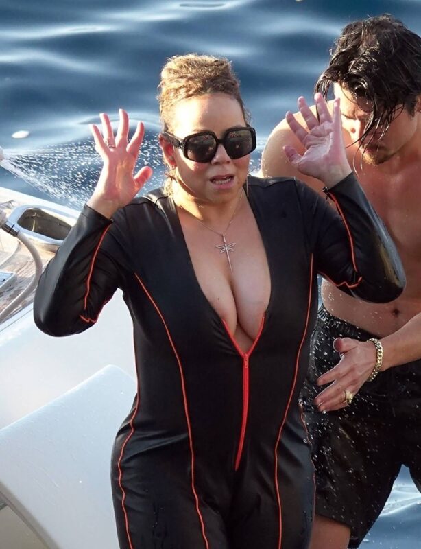 Mariah Carey - Takes a dip in the sea in Capri