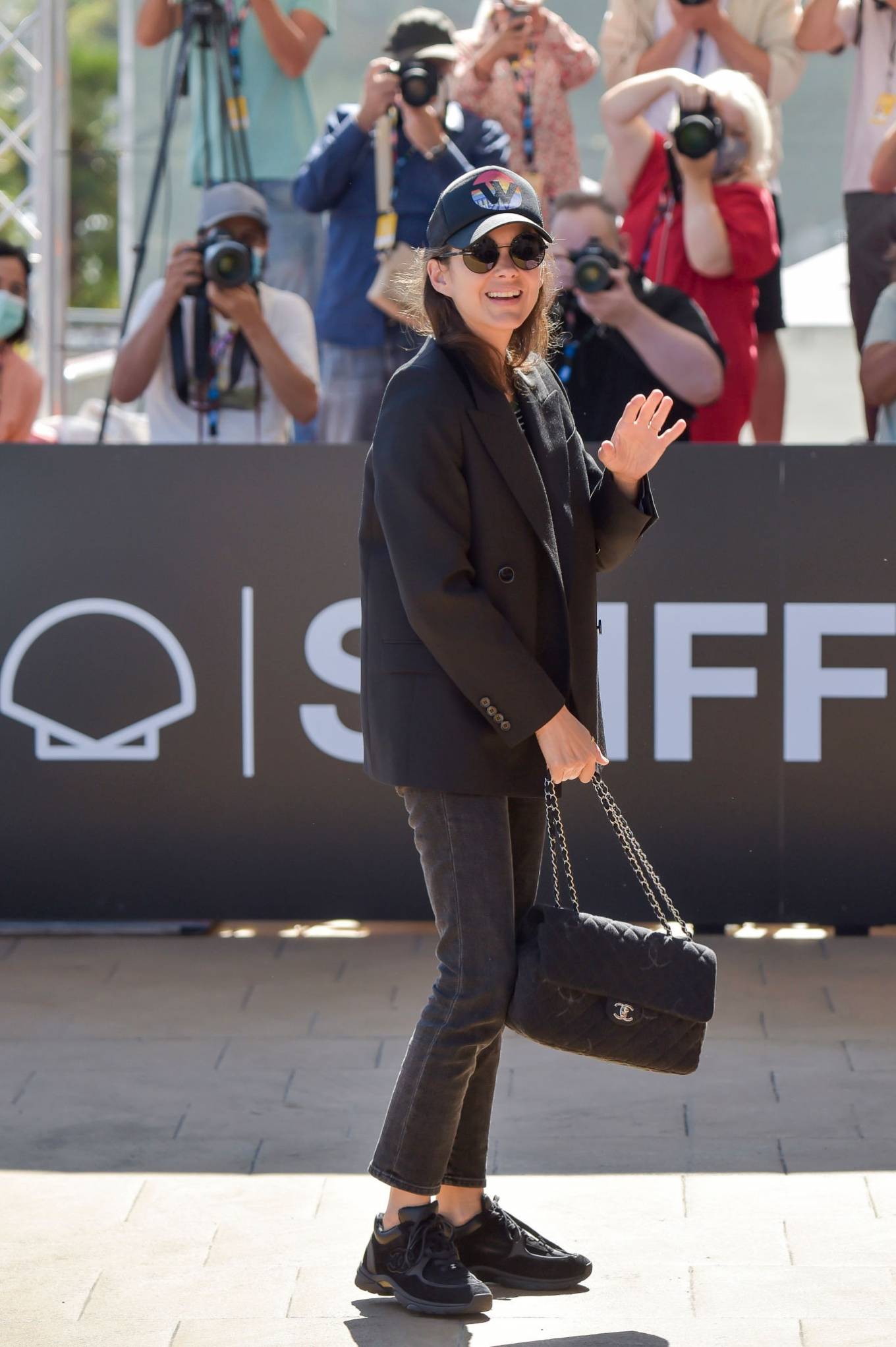 Marion Cotillard 2021 : Marion Cotillard – Seen during the 69th San Sebastian Film Festival in San Sebastian-02