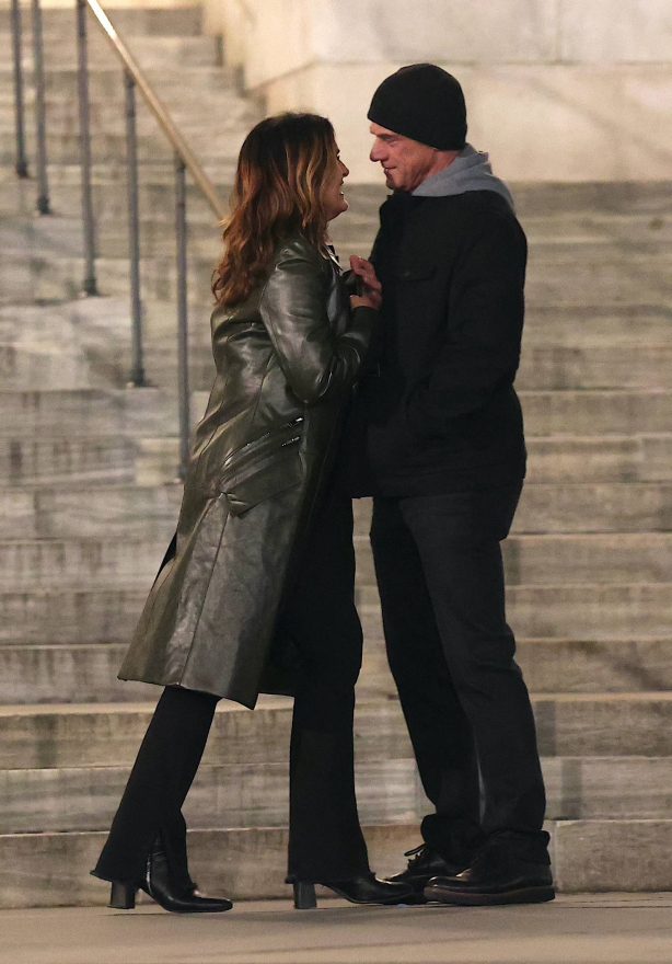 Mariska Hargitay - With Christopher Meloni on set of 'Law and Order Special Victims Unit' in NYC