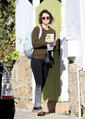 Mary Elizabeth Winstead - Leaving Ewan McGregor's home in LA