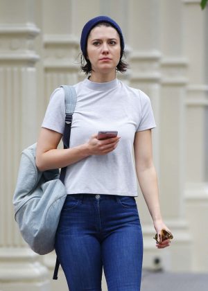 Mary Elizabeth Winstead - Out and about in New York City