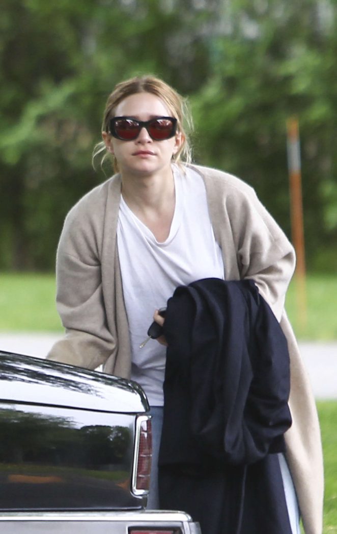 Mary-Kate Olsen out in East Hampton