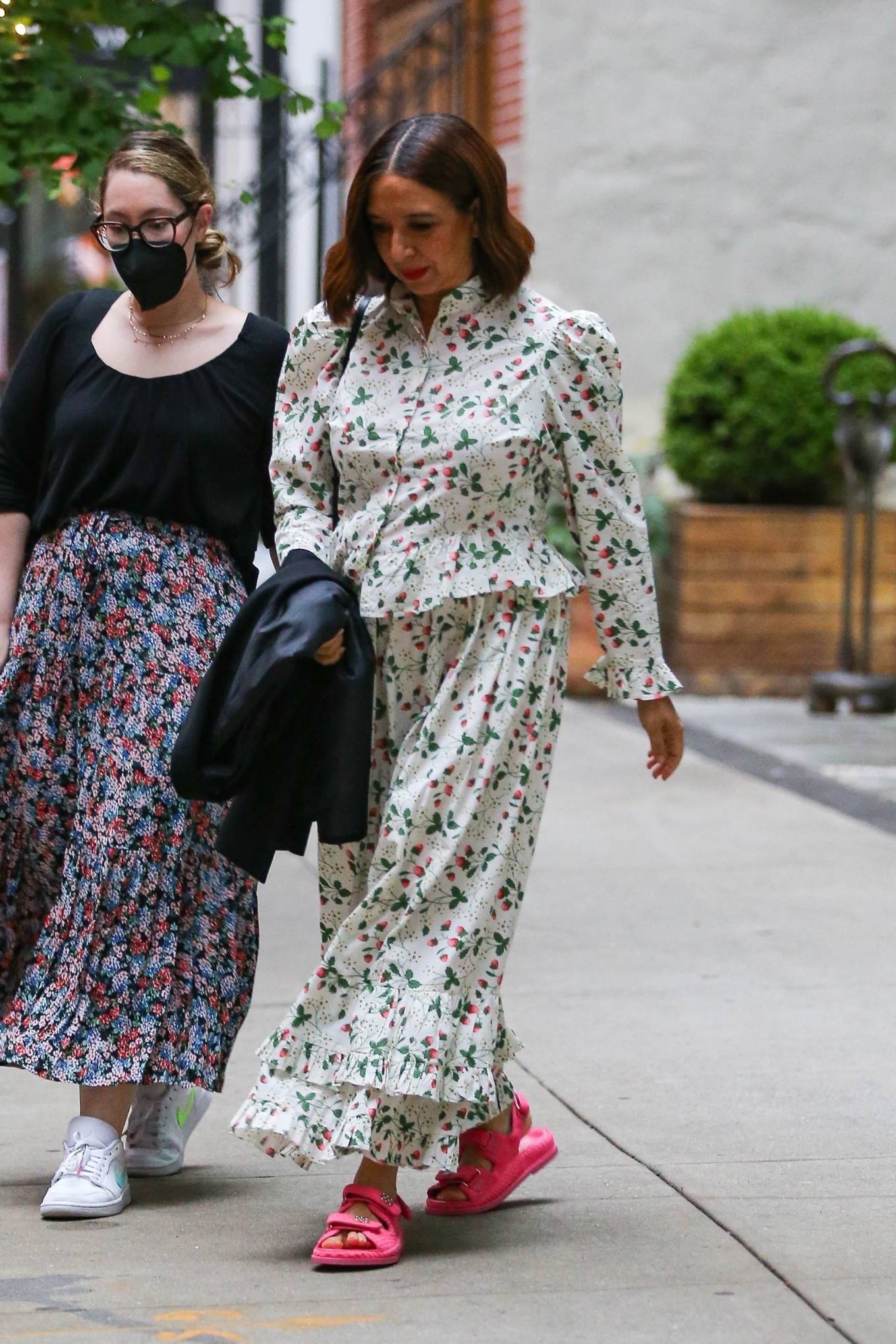 Maya Rudolph 2022 : Maya Rudolph – In a floral dress steps out in New York-02