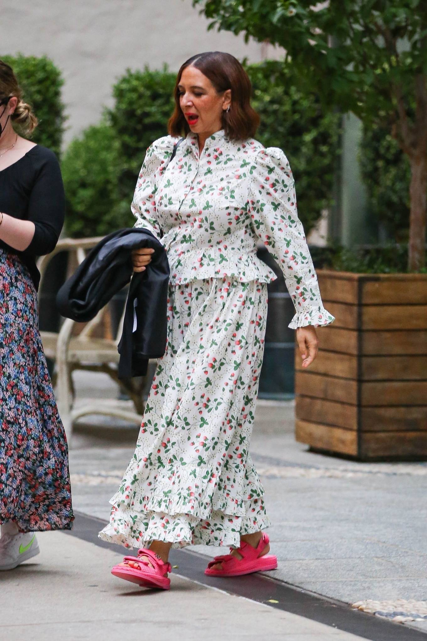 Maya Rudolph 2022 : Maya Rudolph – In a floral dress steps out in New York-08