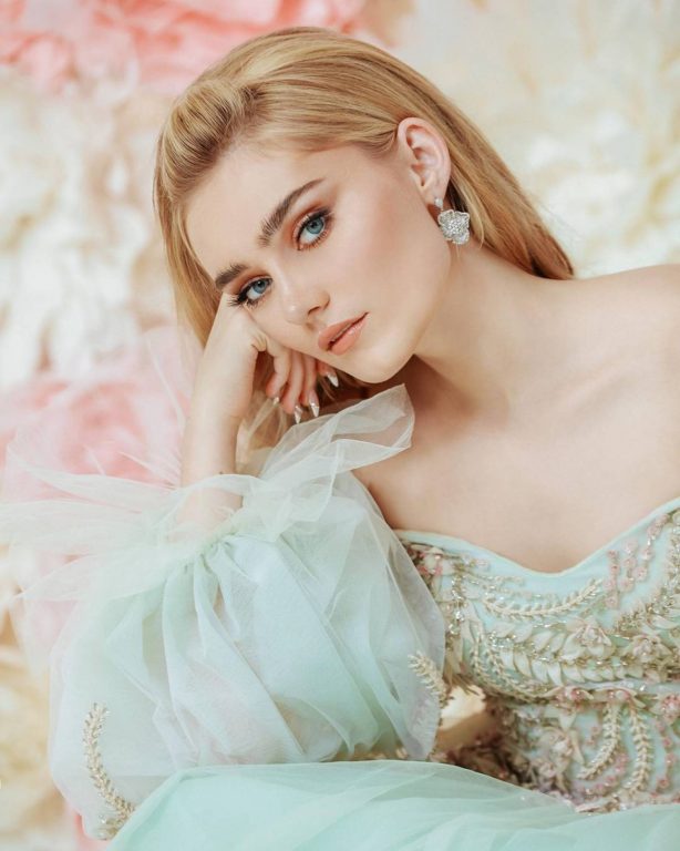 Meg Donnelly for Composure Magazine (February 2020)