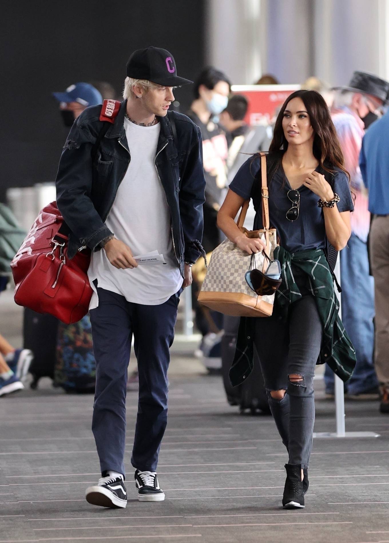 Megan Fox 2020 : Megan Fox and Machine Gun Kelly - Arriving at LAX airport ...