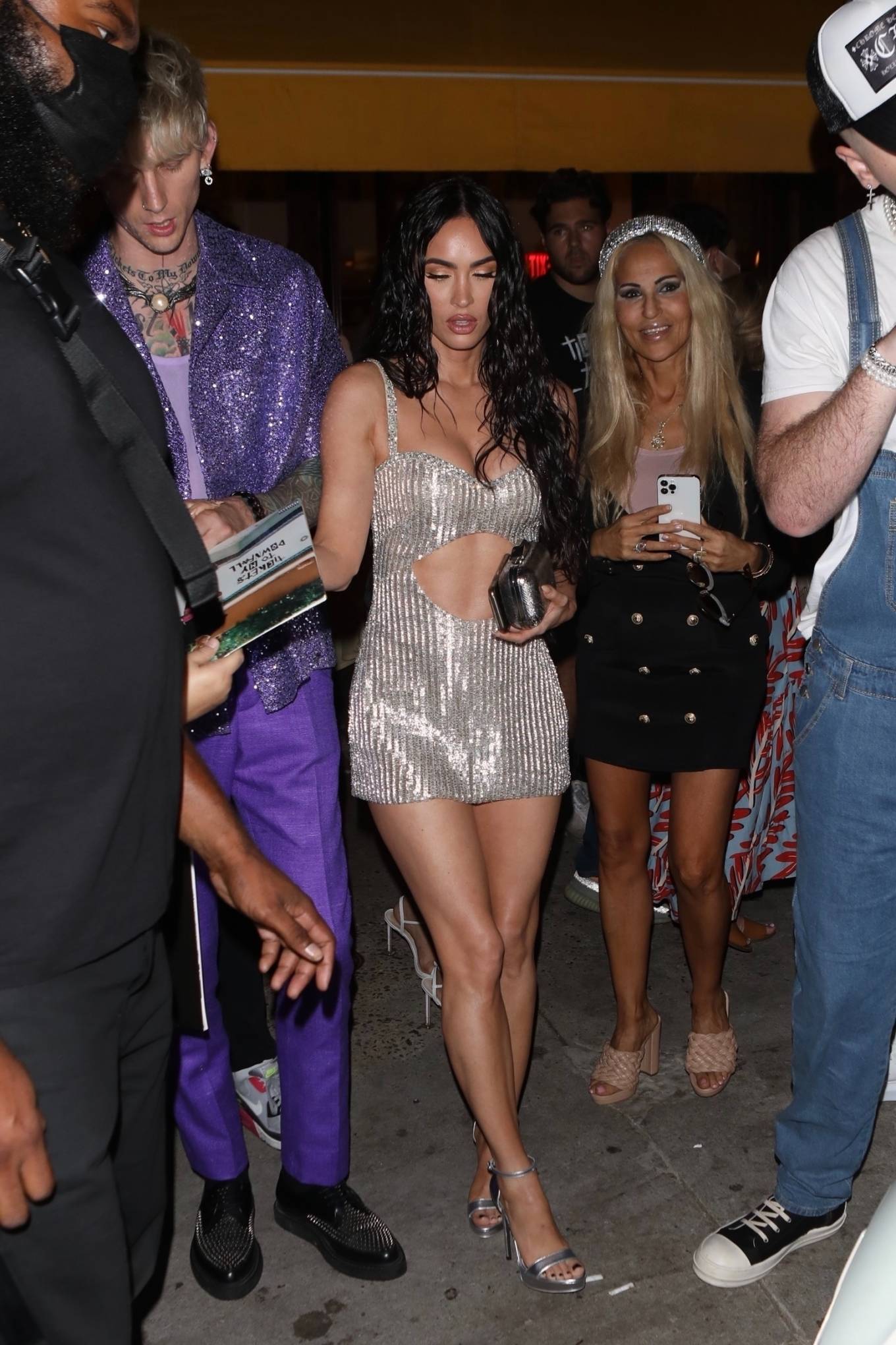 Megan Fox - Steps out for a post-VMA dinner in New York