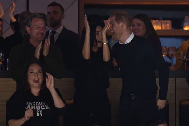 Meghan Markle - Spotted at Vancouver Canucks hockey game in Vancouver