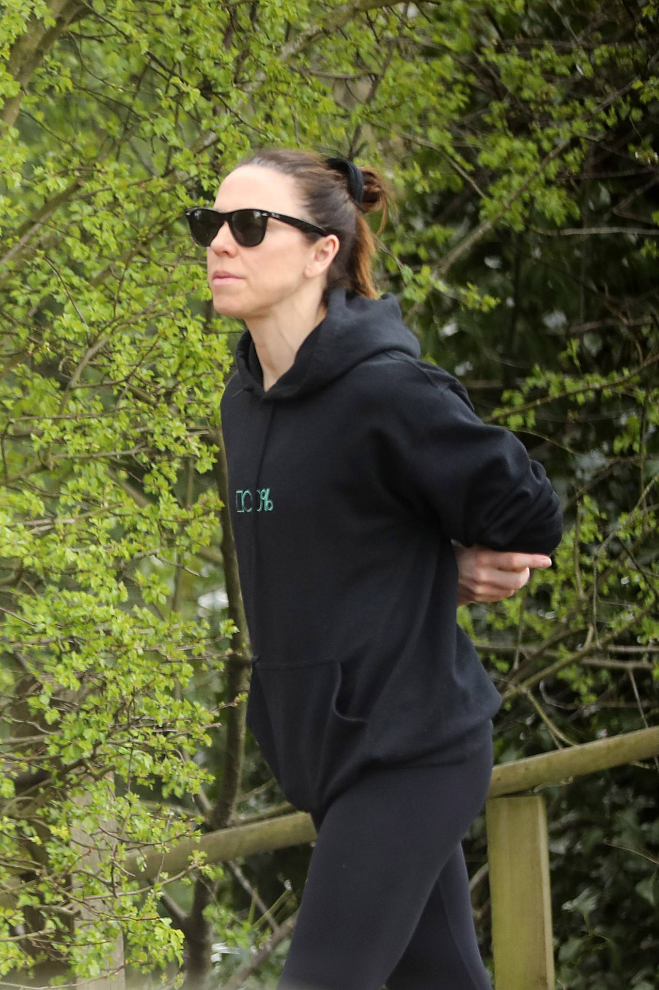 Melanie Chisholm â€“ Out for a walk in London