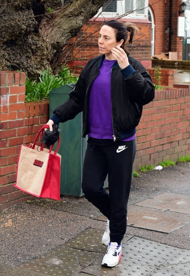 Melanie Chisholm - Out for shopping in London