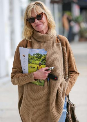 Melanie Griffith Shopping at American Rag in Los Angeles