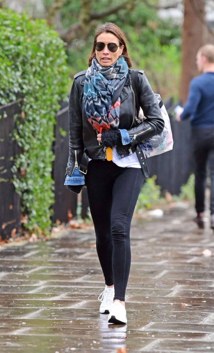 Melanie Sykes out in Primrose Hill
