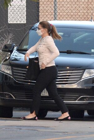 Melinda Gates - Seen departing Westchester County Airport