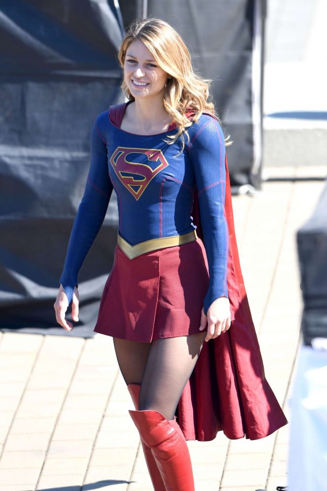 Melissa Benoist - Filming 'Supergirl' action scenes in Vancouver