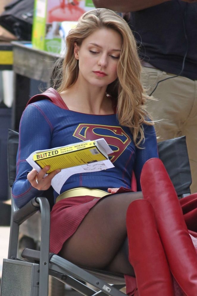 Melissa Benoist - Filming 'Supergirl' in Vancouver
