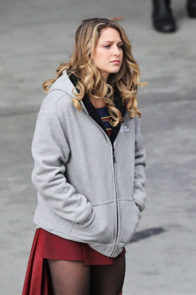Melissa Benoist - Filming 'Supergirl' in Vancouver