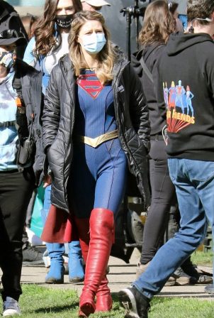 Melissa Benoist - On set of Supergirl with her co-stars in Vancouver
