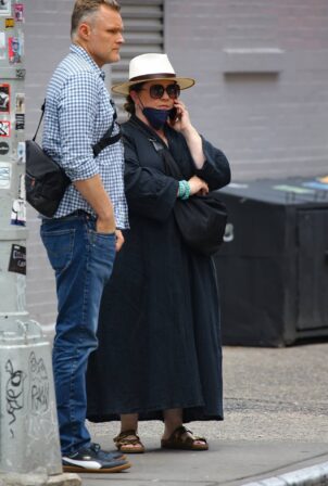 Melissa McCarthy - Out and about in New York