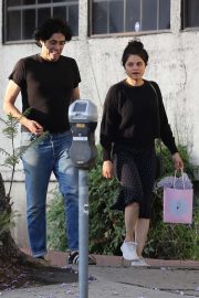 Melonie Diaz - Shopping with her fiance Octavio in Los Feliz