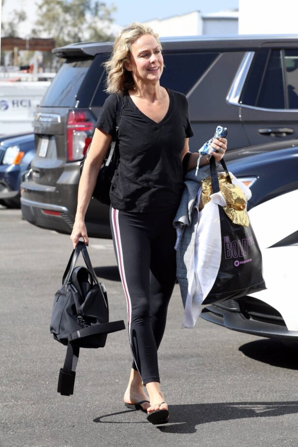 Melora Hardin - Arriving for practice at the dance studio in Los Angeles