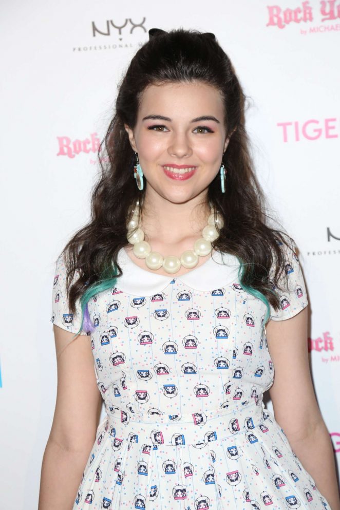 Merit Leighton - TigerBeat's Official Teen Choice Awards Pre-Party in Los Angeles
