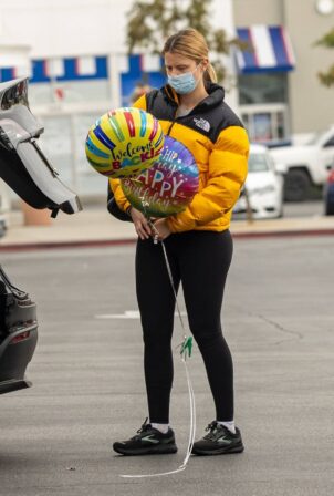 Mia Goth - Shops at Bed Bath and Beyond for some balloons in Pasadena
