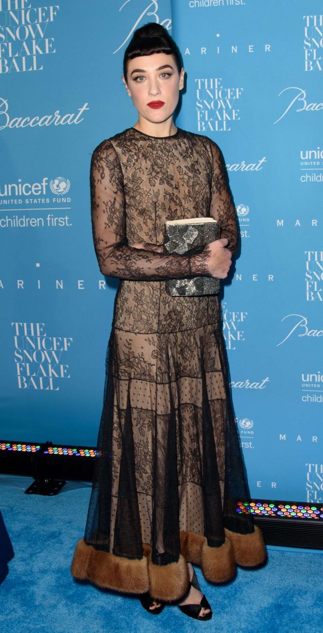 Mia Moretti - 2016 UNICEF Snowflake Ball in New York