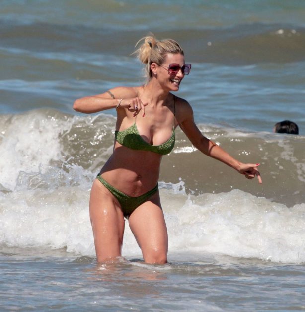 Michelle Hunziker in Green Bikini on vacation in Milano Marittima