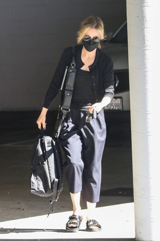 Michelle Pfeiffer - Arriving at her office in Santa Monica