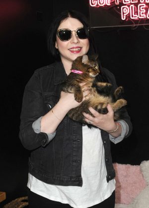 Michelle Trachtenberg - Crumbs and Whiskers Kitten Party A Cat Cafe Experience in LA