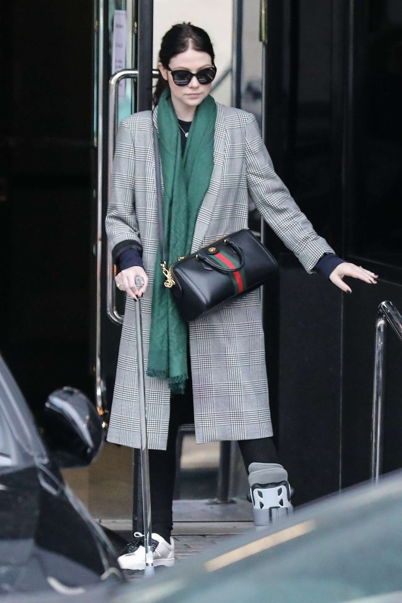 Michelle Trachtenberg 2019 : Michelle Trachtenberg in Long Coat – Christmas Shopping in Beverly Hills-04