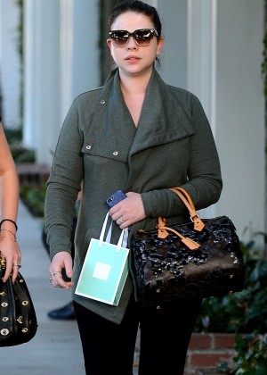 Michelle Trachtenberg - Leaves Kate Sommerville Skin Care in LA