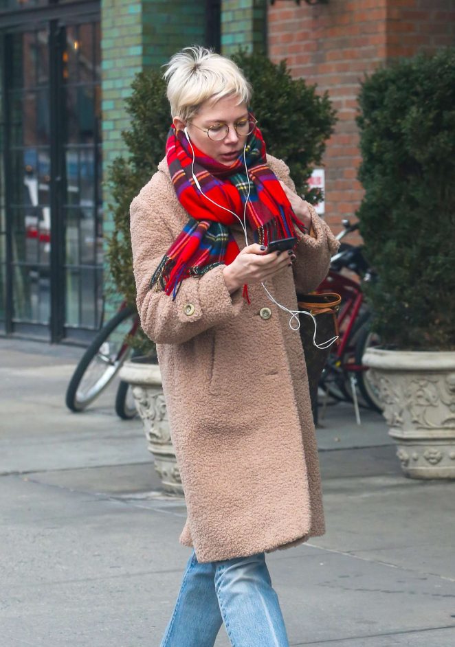 Michelle Williams in Beige Coat - Out in New York City