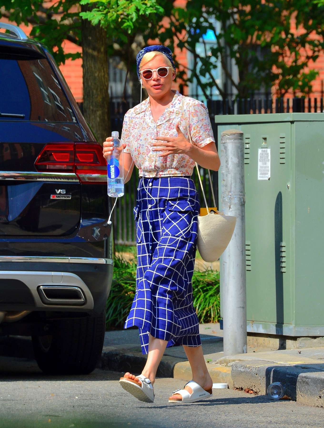 Michelle Williams â€“ Out In New York