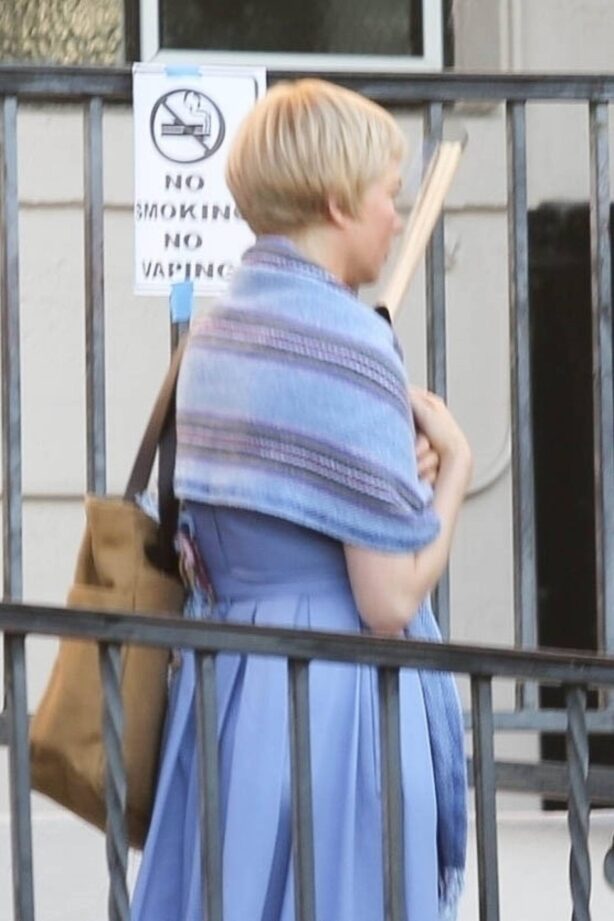 Michelle Williams - Seen on the set filming a new movie in Los Angeles