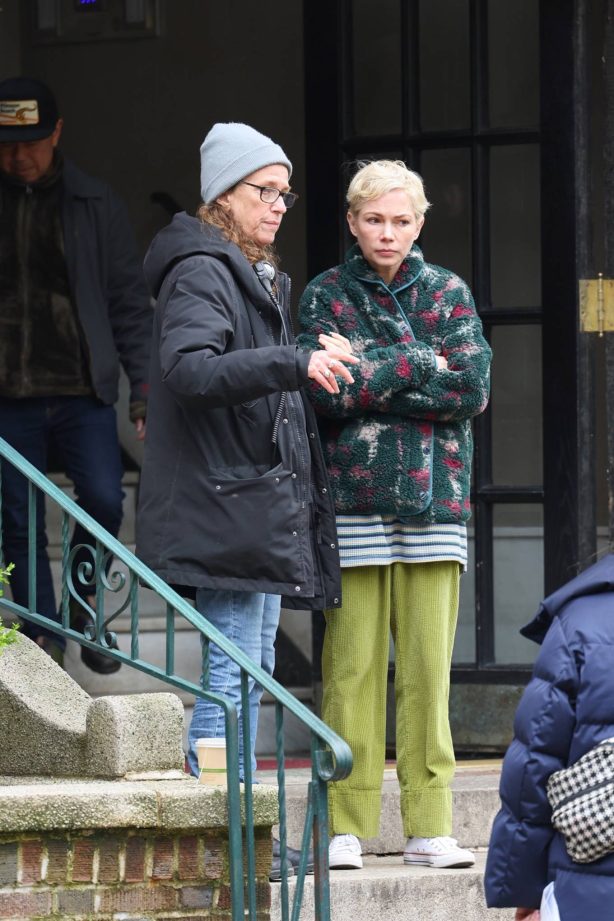 Michelle Williams - With Jenny Slate on the set of 'Dying for Sex' in Brooklyn