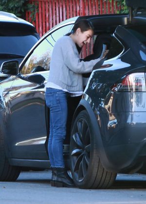 Mila Kunis in Jeans - Out in Los Angeles