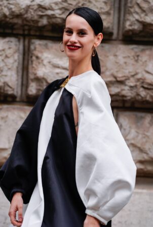 Milena Smit - Posing for photos during Paris Fashion Week