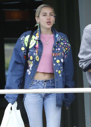 Miley Cyrus in Jeans Out in Studio City
