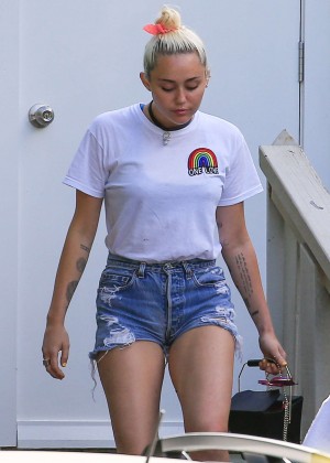 Miley Cyrus in Jeans Shorts Out for lunch in Australia