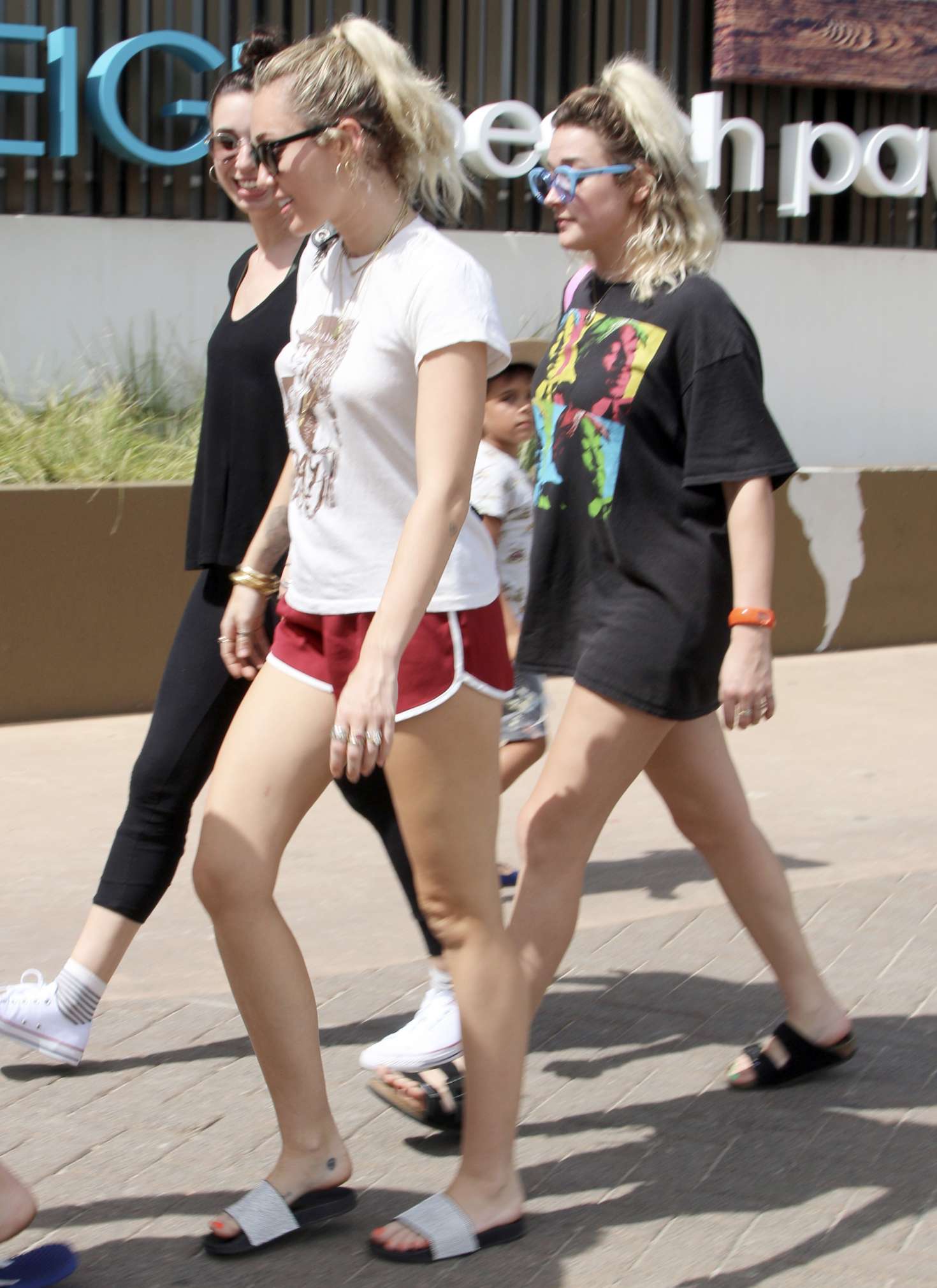 Miley Cyrus 2018 : Miley Cyrus in Red Shorts -03