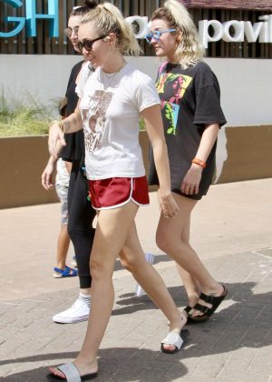 Miley Cyrus in Red Shorts with Liam Hemsworth out in Australia