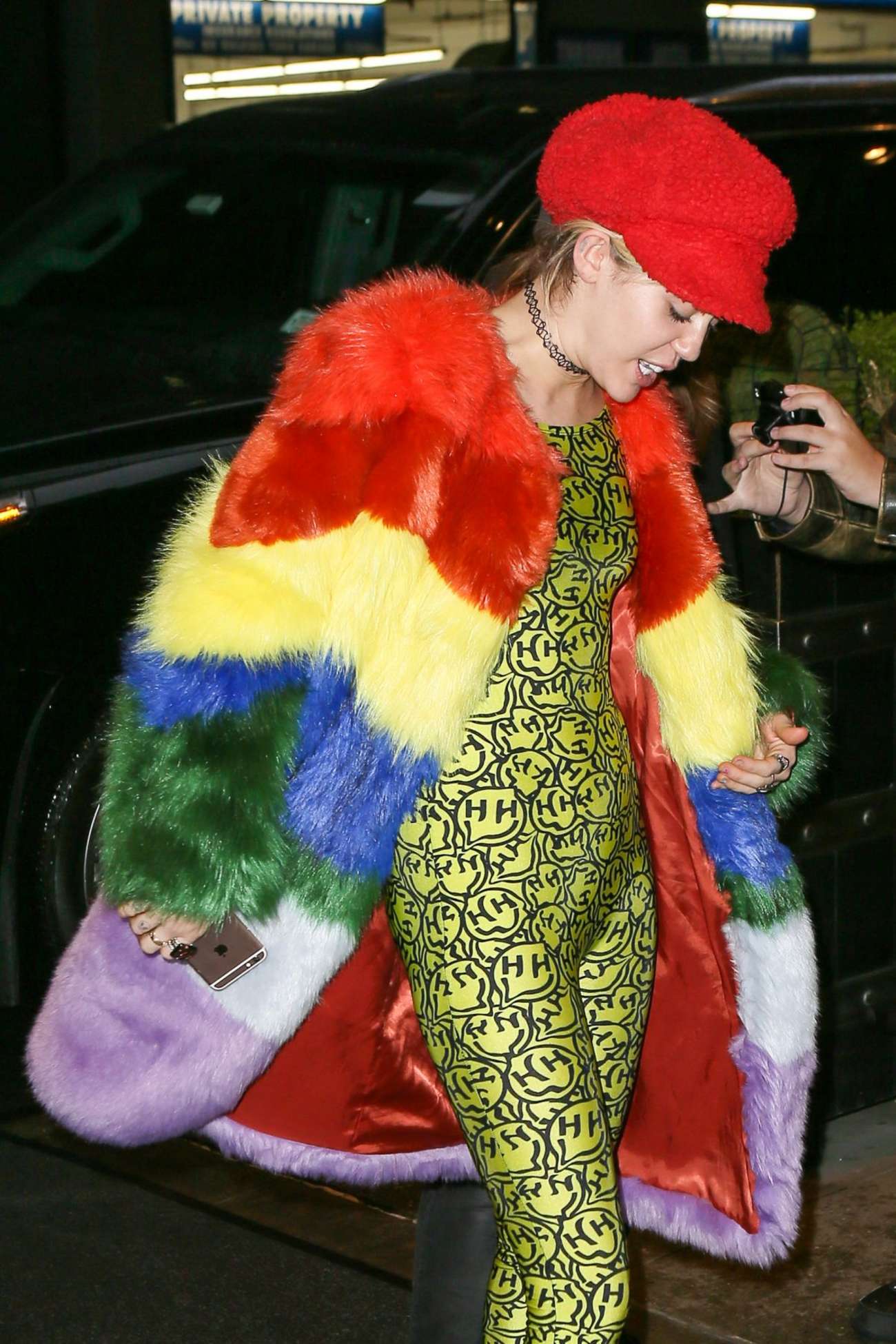 Miley Cyrus: Leaves Her Hotel -06 | GotCeleb